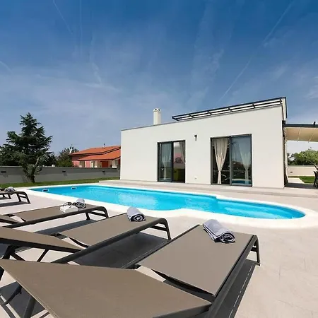 Perle Holiday home Pula